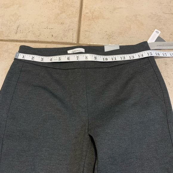 NWT Reitmans Grey Slim-Fit Pants - Size 7 - Picture 5 of 7